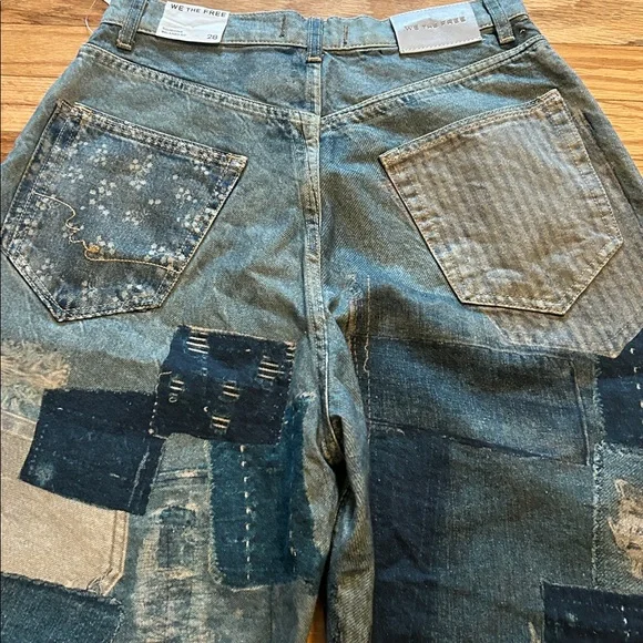 Free People We The Free Illusions Printed Patchwork barrel jeans. NWT. Size 28 - Picture 8 of 9